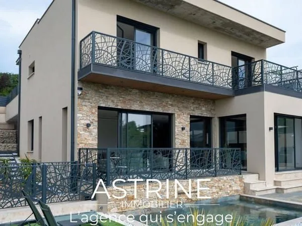 Maison 7 pièces 155 m²