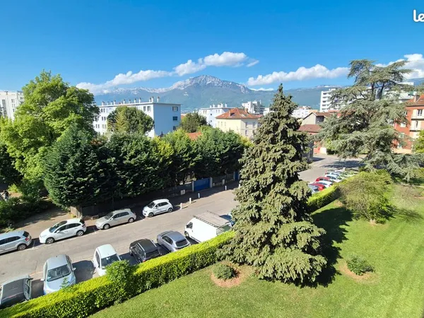 Appartement 4 pièces 66 m²