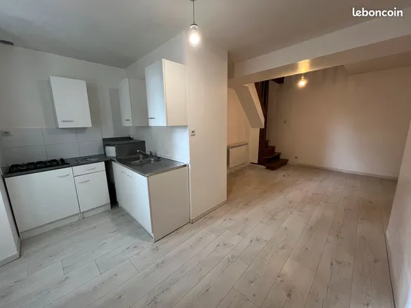 A louer appartement T1 bis