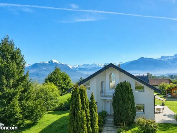 Maison 6 pièces 206 m²