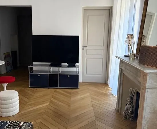 Appartement T3 centre ville de Bastia entièrement rénonvé - emplacement exceptionnel