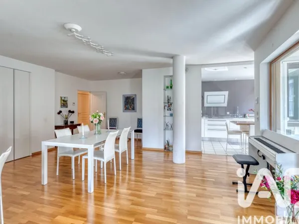 Appartement 4 pièces 103 m²
