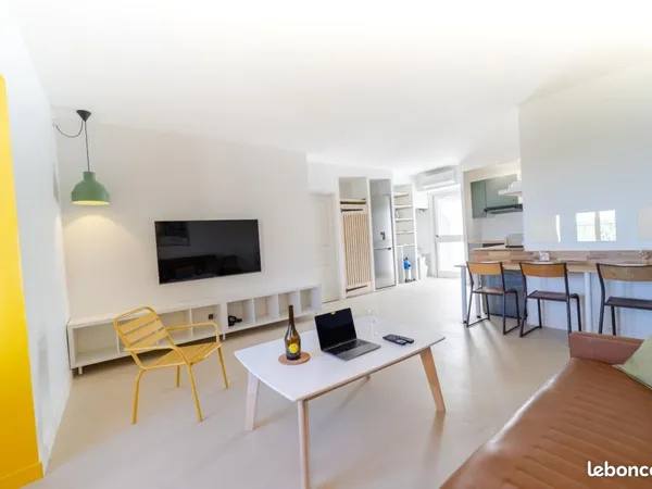 Chambre 1 pièce 11 m²