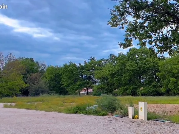 Terrain 1 053 m² Fronton
