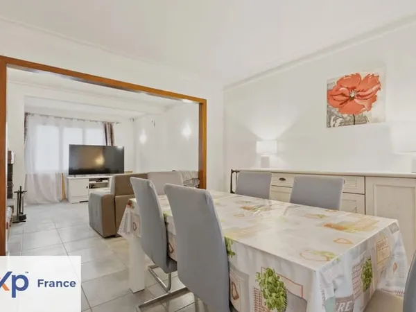 Maison 3 faces 95 m2 - Saint-Paul-de-Fenouillet - 3 chambres - D