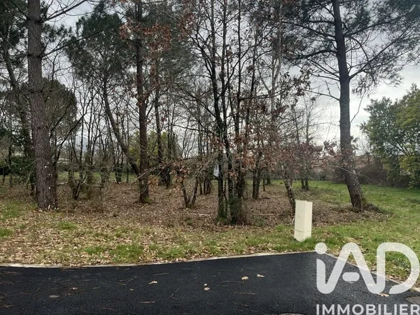 Terrain 1533 m²