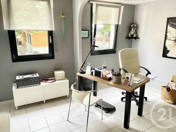 Local 59 m²