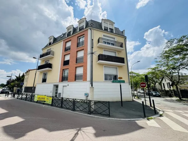 Immeuble 501 m²