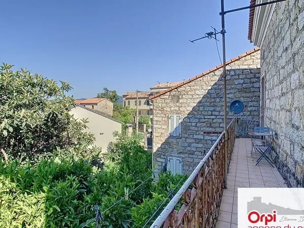 Maison 4 pièces 194 m²