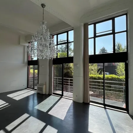 Superbe Loft Triplex 236 m² à Tourcoing (limite Mouvaux)