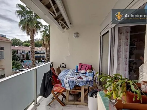 Grand Appartement T3 avec 2 places de parking - Boulevard Kennedy, Perpignan
