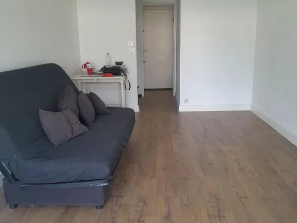 Studio 1 pièce 21 m²