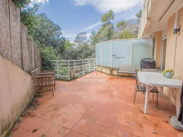 Vue dégagée - Terrasse 35 m2 - Plein Sud