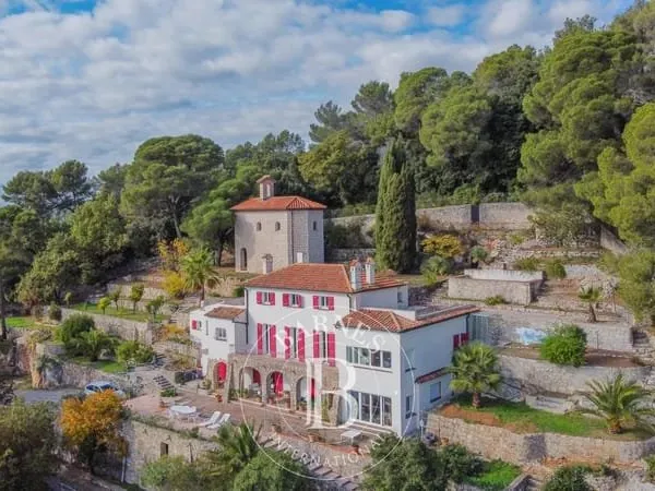 Grasse - Exceptionnelle propriété vue panoramique - 5 chambres