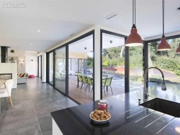 🏡 Villa d'architecte 250 m² - Folgensbourg - 5 chambres -