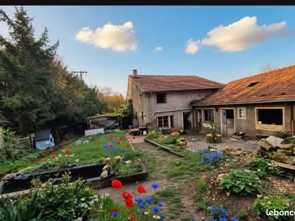 Maison de caractère, vergers et dépendances inclus