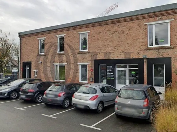 Bureau 146 m²