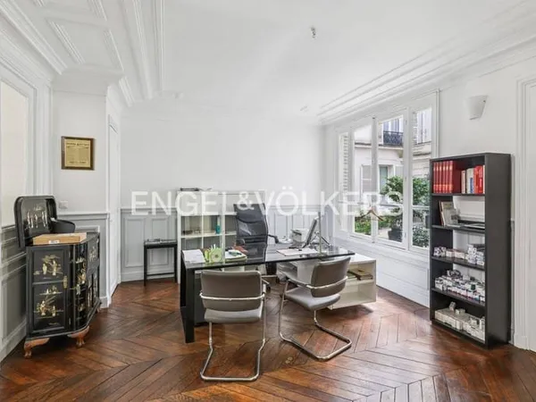 Appartement 6 pièces 131 m²