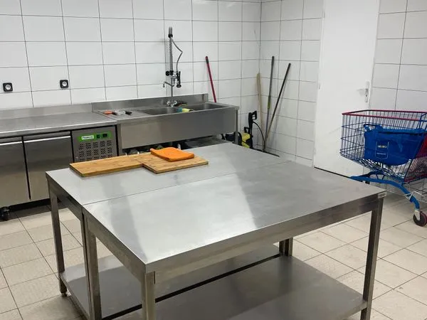 Laboratoire cuisine à louer