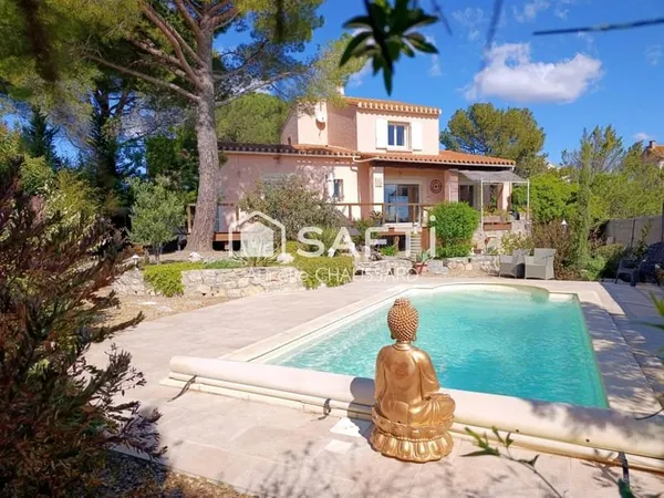 3 chambres terrasse sans vis à vis piscine garage aucun travaux
