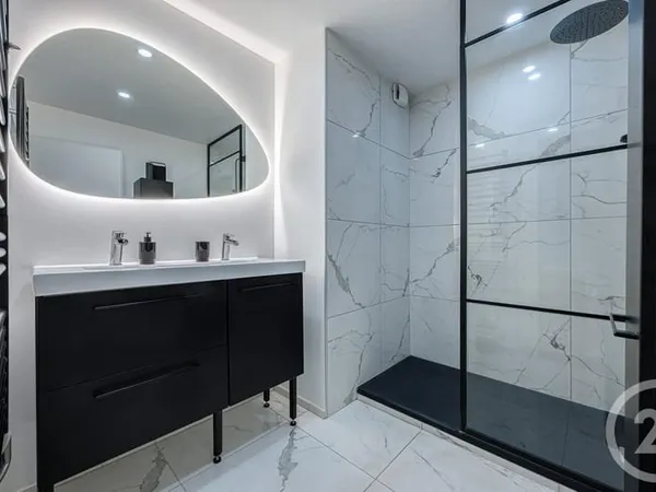 Appartement 5 pièces 100 m²