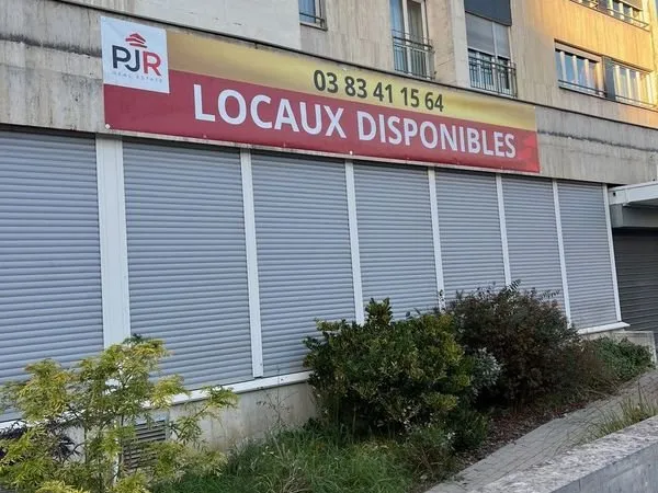 Local 382 m² Nancy