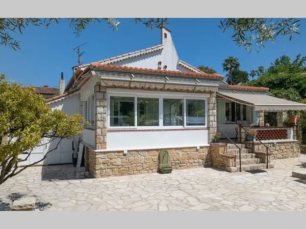 Maison Vente Antibes  165m² 1995000€