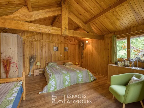 Ensemble de deux chalets sur étang aux alentours de Roye