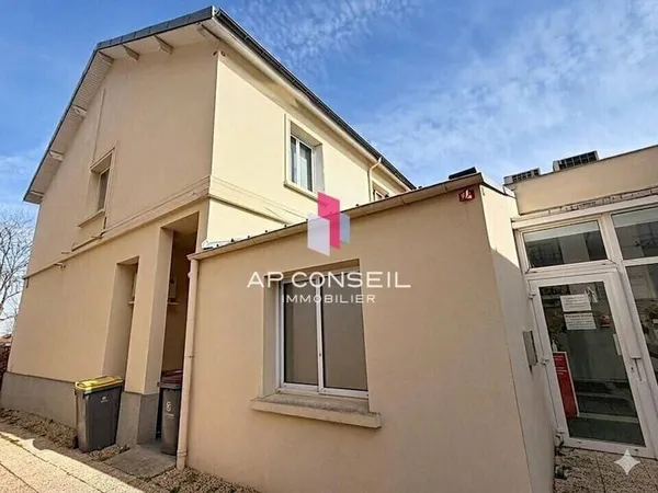 Bureaux 383 m²