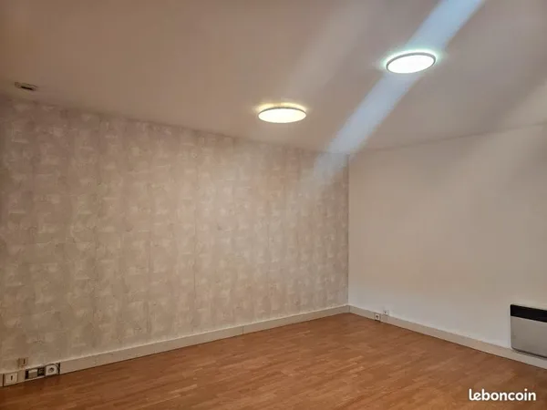 A louer bureau de 27m2