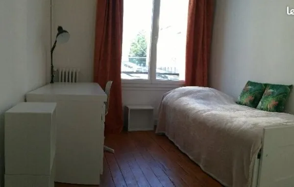 Location chambre meublée de 9m² dans une colocation