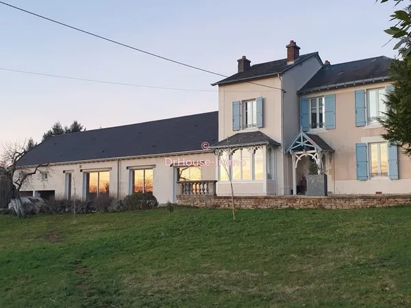 Belle Périgourdine rénovée .