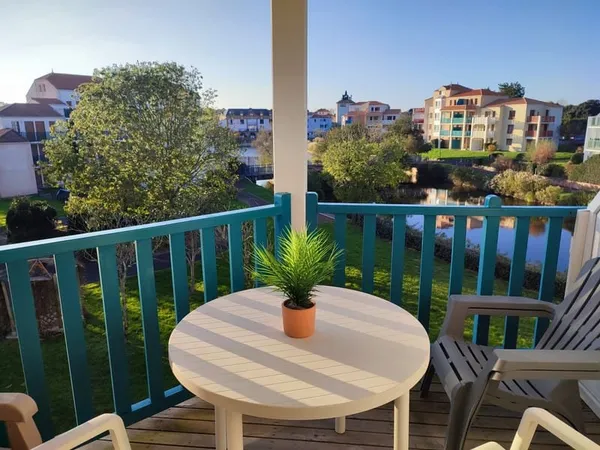 Studio proche du Golf et du Port