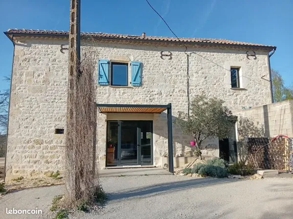 Maison 6 pièces 224 m²