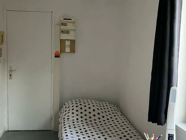 Studio 120 r Colbert ( Hypercente de la Catho ). Disponible dès maintenant