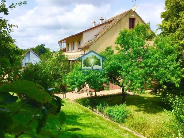 Maison 14 pièces 267 m²