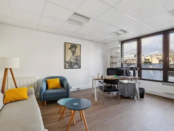Bureaux 236 m²