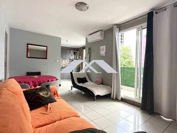 Appartement T2 39 m² Sainte Marie
