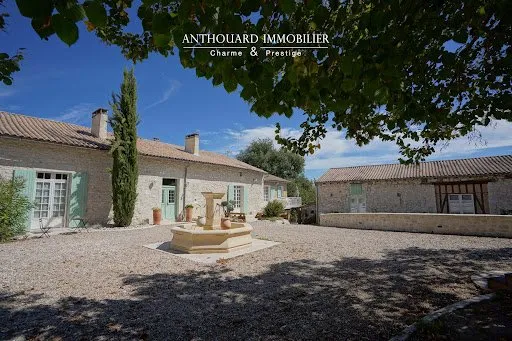 Propriété 11 pièces 350 m²