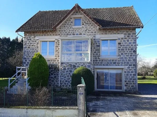 Maison à vendre 10 pièces VICQ SUR BREUILH (87)