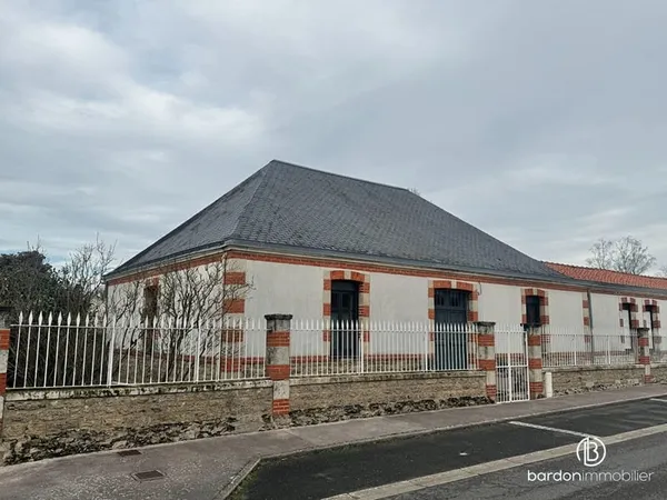 Maison 5 pièces - 108 m² - Proche du centre-ville de La Garnache