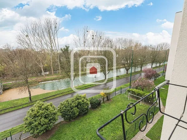 APPARTEMENT T2 DE 45M2 AVEC STATIONNEMENT ET CAVE