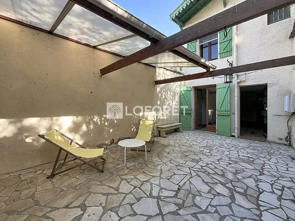 T3 bis en duplex avec terrasse Bordeaux centre