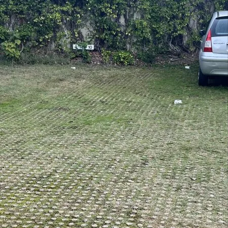 Loue parking 13m² Versailles quartier de Montreuil