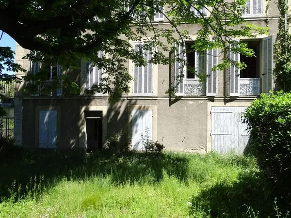 Immeuble 8 pièces 541 m²