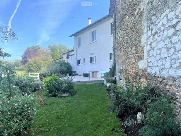 Maison 8 pièces 220 m²