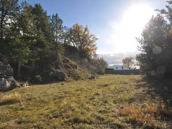 Terrain constructible 2000 m²