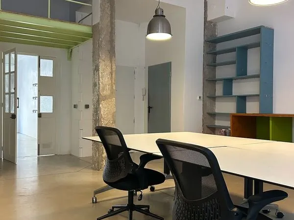 Espace de bureau dans un studio créatif