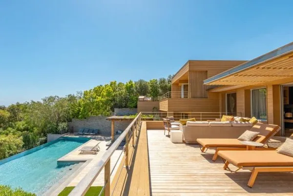 Villa 7 pièces 490 m²