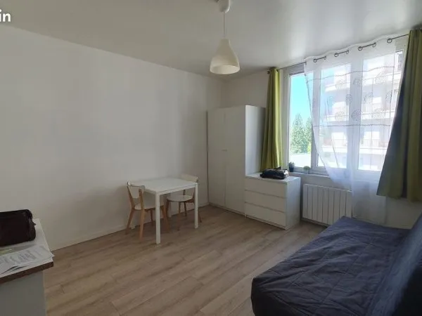 27m2 lumineux proche centre ville